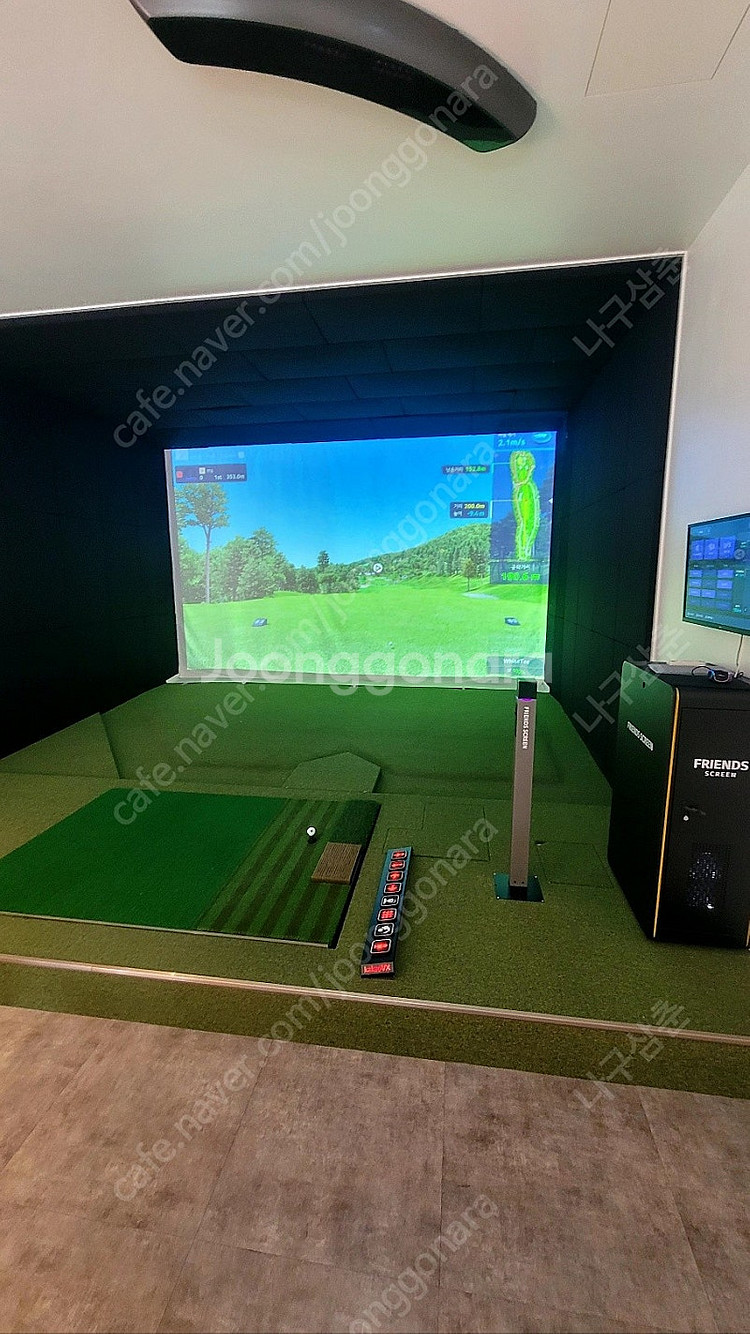 개인 가정용 스크린골프 카카오 프렌즈 T2 판매합니다.
